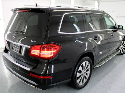 Used 2018 Mercedes-Benz GLS 450 4MATIC w/ Premium Package image 30
