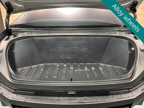 Used 2024 Tesla Cybertruck AWD Crew Cab image 15