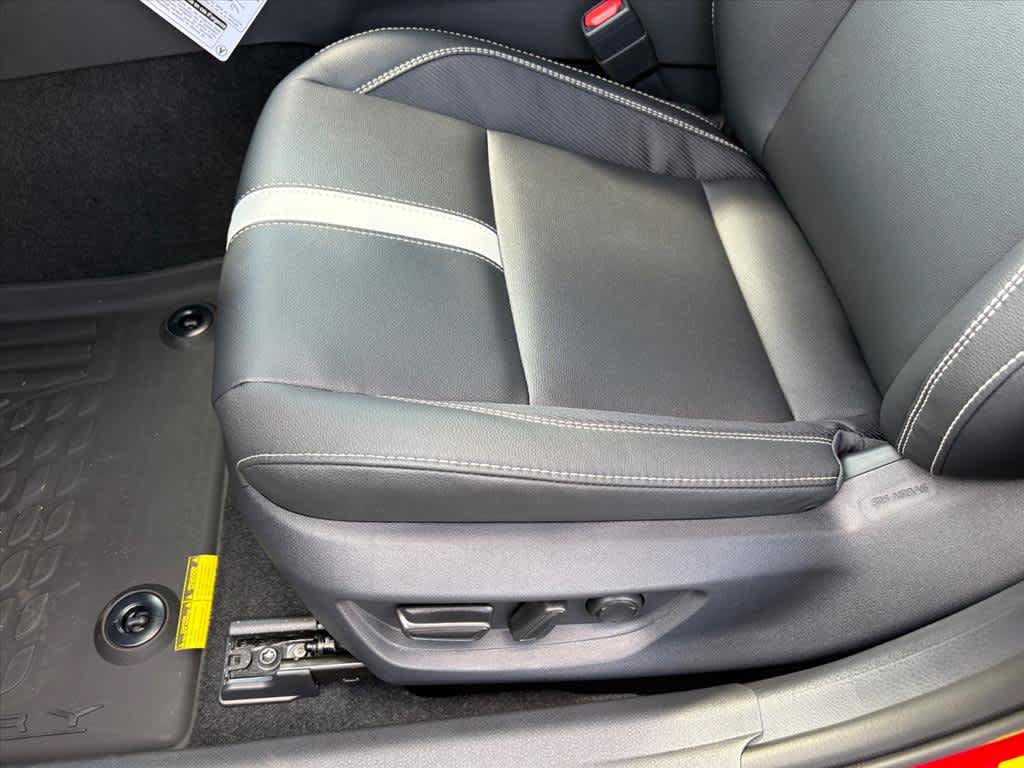 Used 2026 Toyota Camry SE w/ Convenience Package FWD image 23