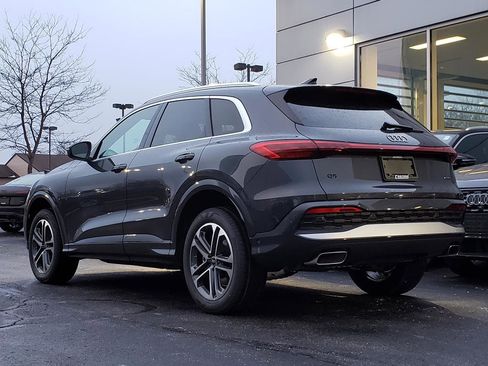 New 2025 Audi Q5 Premium Plus image 3