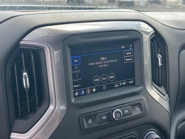 Certified 2025 Chevrolet Silverado 2500 Custom w/ Custom Value Package AWD/4WD image 21