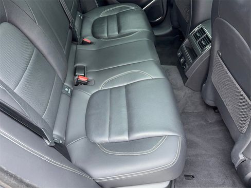 Used 2024 Jaguar F-PACE R-Dynamic S image 51