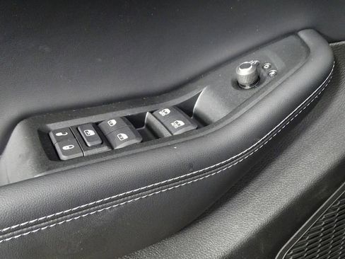 New 2025 Jeep Grand Cherokee L Laredo w/ Luxury Tech Group I image 19