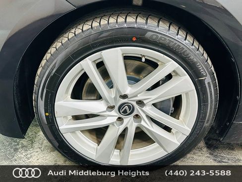 Used 2021 Lexus IS 300 AWD image 31