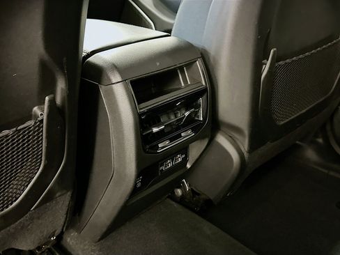 Used 2023 Jeep Grand Cherokee Altitude image 28