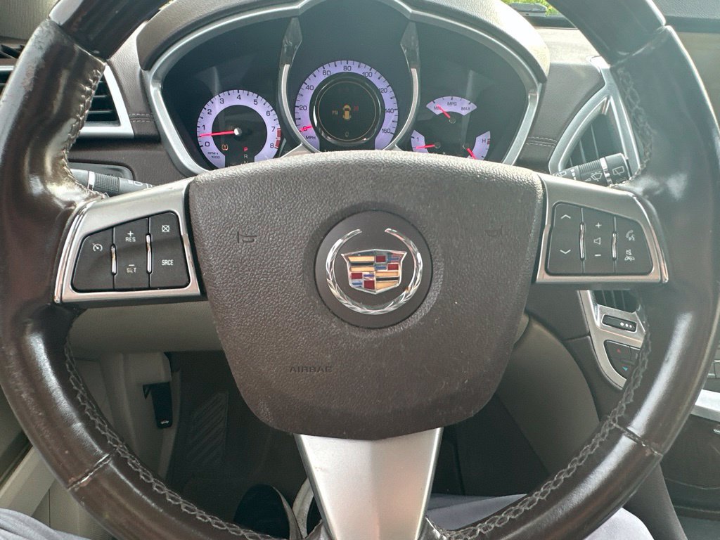 Used 2010 Cadillac SRX Luxury FWD image 13
