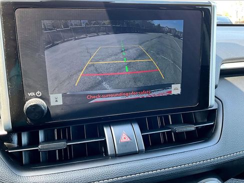 Used 2023 Toyota RAV4 XLE image 20