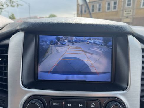 Used 2017 GMC Yukon SLT image 38