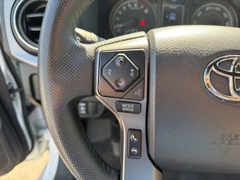 Used 2023 Toyota Tacoma TRD Off-Road w/ Technology Package AWD/4WD image 22