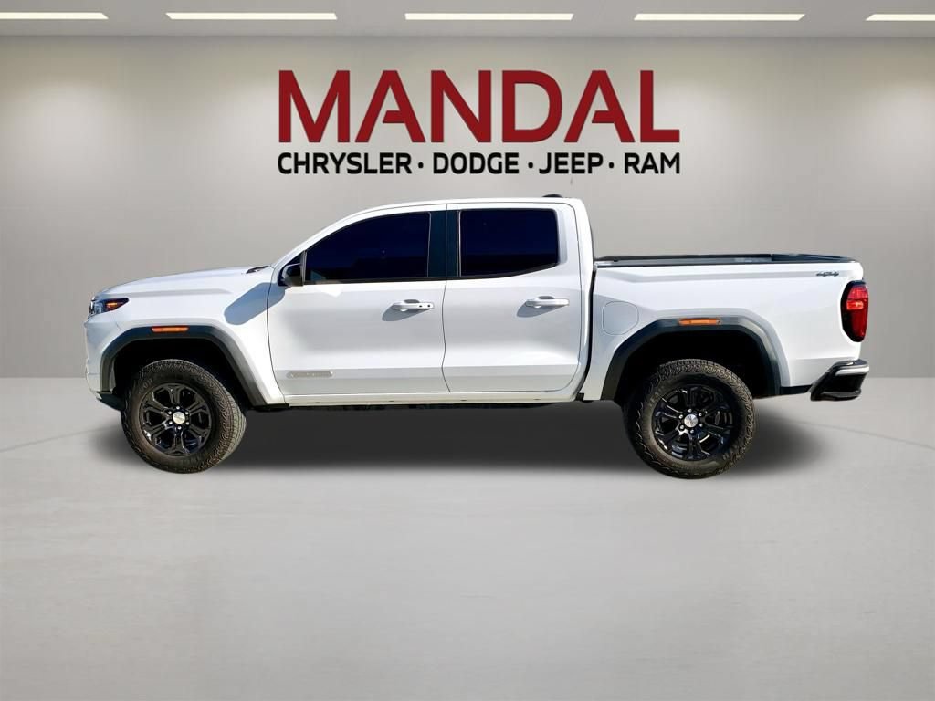Used 2024 GMC Canyon Elevation w/ Convenience Package AWD/4WD image 9