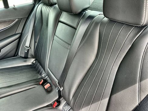 Used 2022 Mercedes-Benz E 350 Sedan image 18