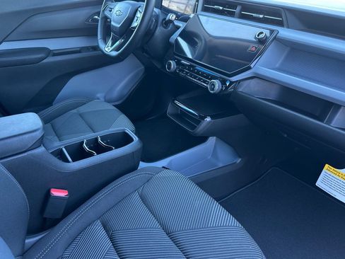 New 2027 Chevrolet Bolt LT w/ Comfort Package FWD image 16