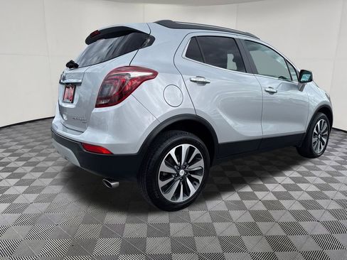 Used 2022 Buick Encore Preferred AWD/4WD image 5