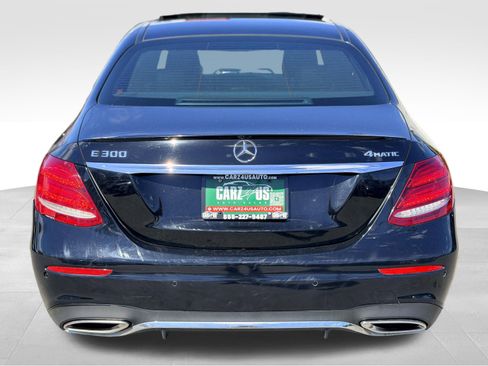 Used 2019 Mercedes-Benz E 300 4MATIC w/ Premium 1 Package image 8