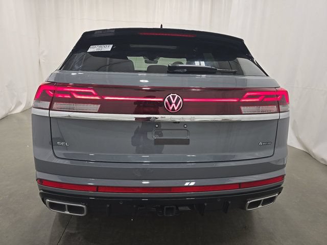 Used 2026 Volkswagen Atlas Cross Sport SEL Premium R-Line AWD/4WD image 6