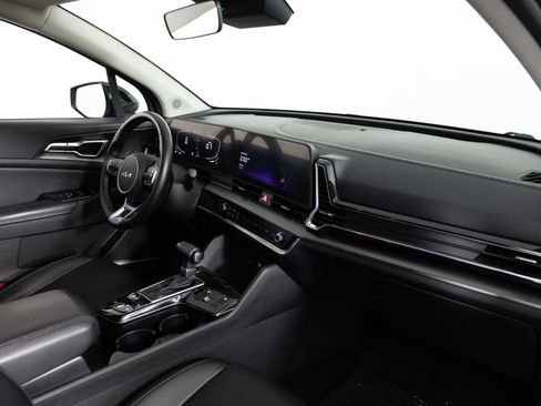 Used 2023 Kia Sportage EX FWD image 25