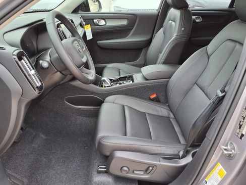 New 2026 Volvo XC40 B4 Plus w/ Protection Package Premier image 13