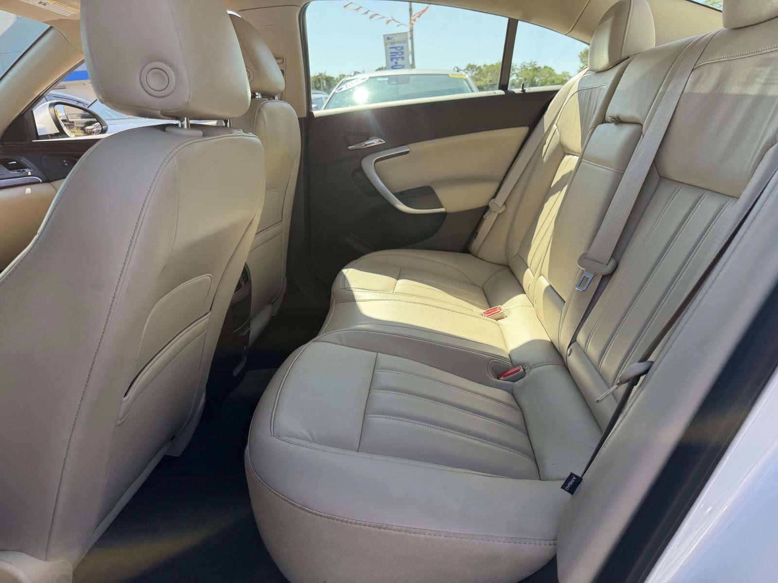 Used 2017 Buick Regal Premium w/ Driver Confidence Package #1 FWD image 13