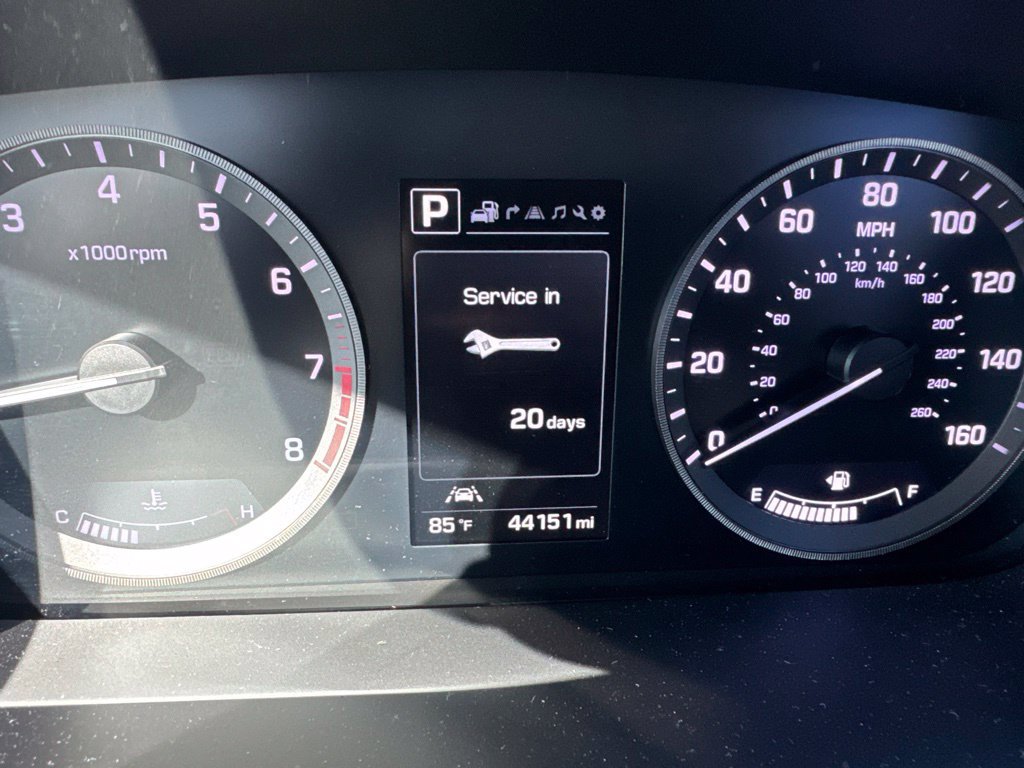 Used 2017 Hyundai Sonata Limited w/ Ultimate Package 04 FWD image 4
