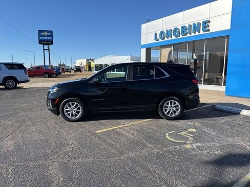 Used 2023 Chevrolet Equinox LT image 4