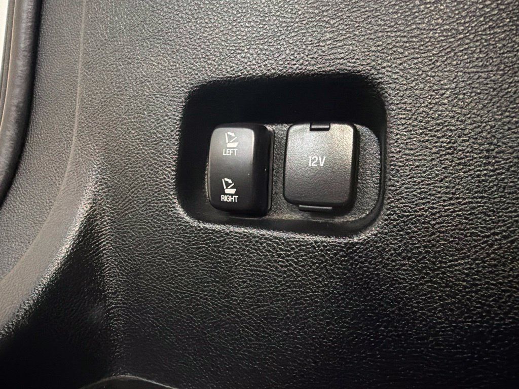 Certified 2024 Ford Edge SEL w/ Convenience Package AWD/4WD image 35