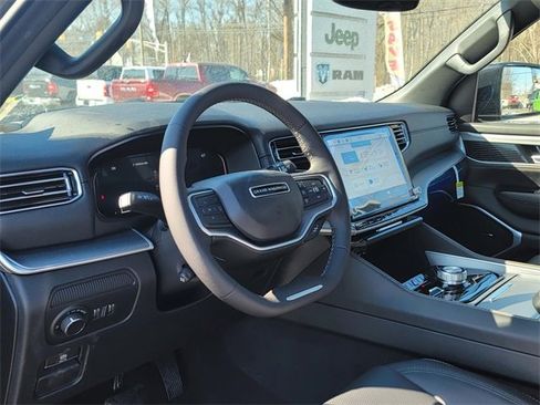 New 2026 Jeep Grand Wagoneer 4WD image 13