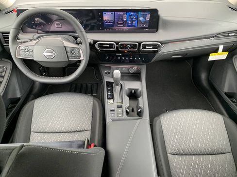 New 2026 Nissan Sentra SV w/ SV Convenience Package FWD image 11