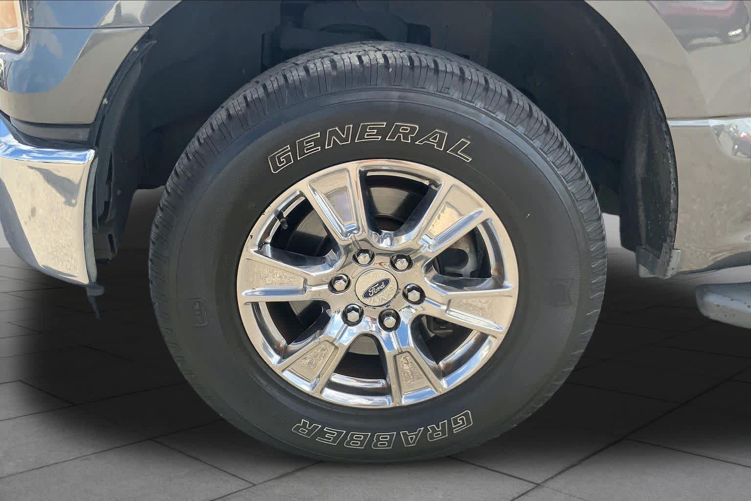 Used 2016 Ford F150 XLT w/ Equipment Group 301A Mid AWD/4WD image 10