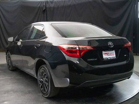 Used 2017 Toyota Corolla LE image 10