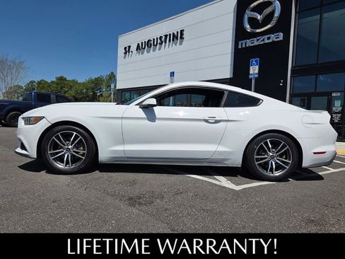 Used 2016 Ford Mustang Premium image 3