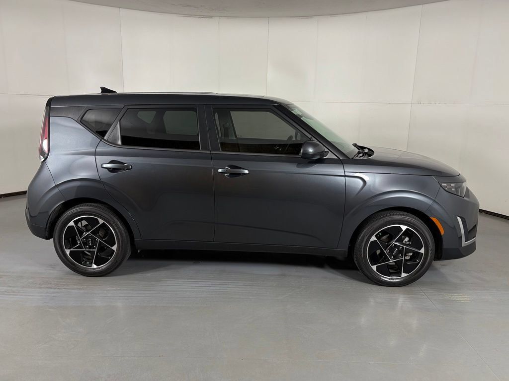 Used 2024 Kia Soul EX FWD image 8