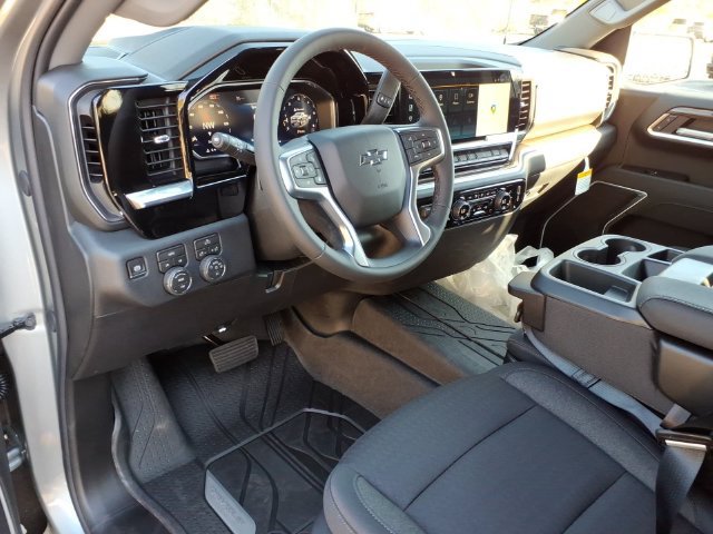 New 2026 Chevrolet Silverado 1500 RST AWD/4WD image 5