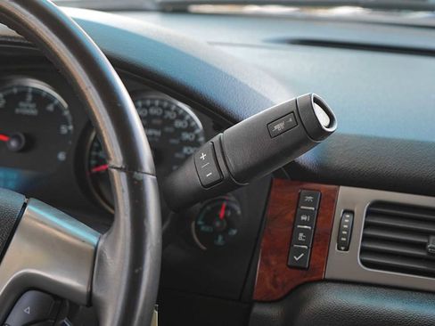 Used 2011 Chevrolet Tahoe LT image 20