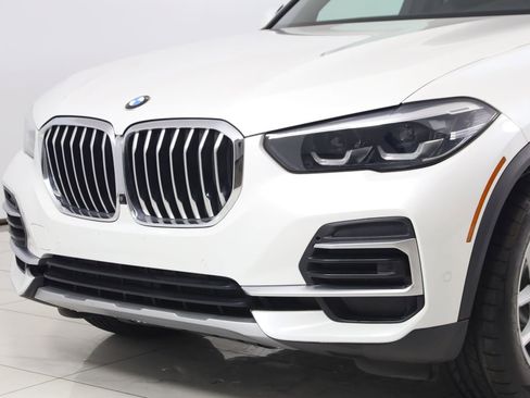 Used 2023 BMW X5 xDrive40i w/ Premium Package AWD/4WD image 55