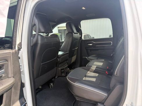 Used 2026 RAM 2500 Laramie AWD/4WD image 19