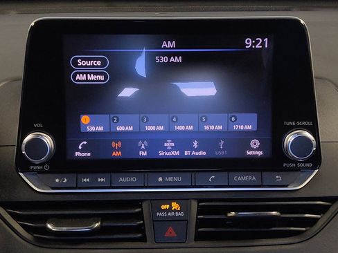 Used 2022 Nissan Altima 2.5 SV FWD image 25