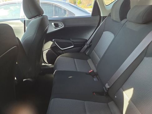 Used 2025 Kia Soul LX image 11