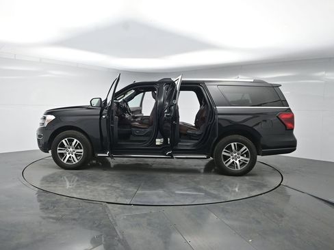 Used 2022 Ford Expedition Max Limited AWD/4WD image 52