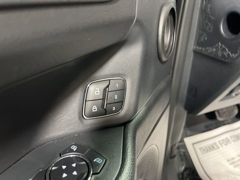 Used 2024 Ford Expedition XLT image 23