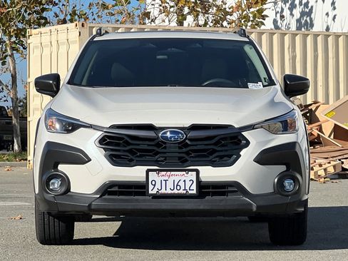 Used 2024 Subaru Crosstrek 2.0i Premium image 9