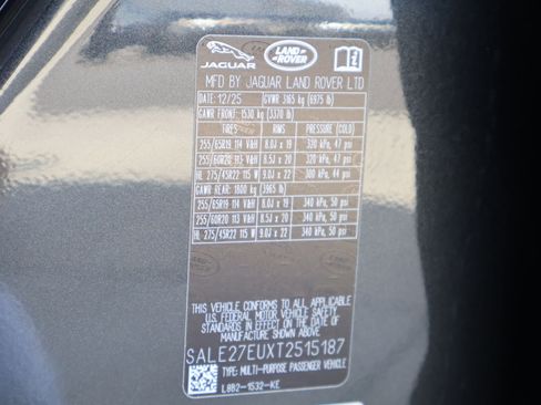 New 2026 Land Rover Defender 110 X-Dynamic SE image 20