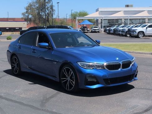 Used 2022 BMW 330e w/ M Sport Package RWD image 2