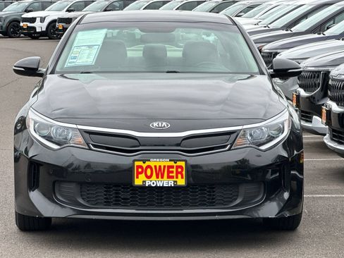Used 2017 Kia Optima Premium w/ Hybrid Convenience Package FWD image 9