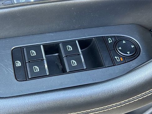 Used 2024 MAZDA CX-90 3.3 Turbo w/ Preferred Package image 12