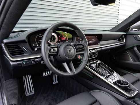 Certified 2026 Porsche 911 Turbo S AWD/4WD image 4