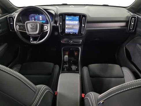 Certified 2025 Volvo XC40 B5 Plus image 14