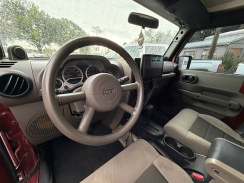Used 2010 Jeep Wrangler Unlimited Sport AWD/4WD image 8