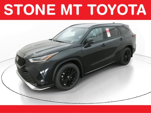New 2026 Toyota Highlander XSE image 1