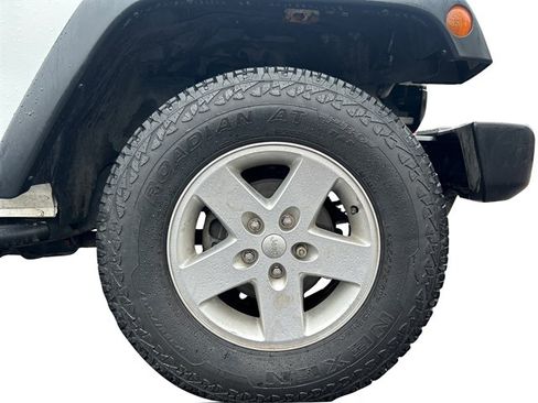 Used 2016 Jeep Wrangler Unlimited Sport AWD/4WD image 15