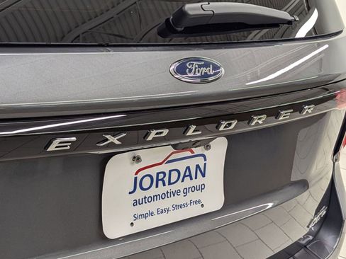 New 2026 Ford Explorer Active w/ Active Comfort Package image 33